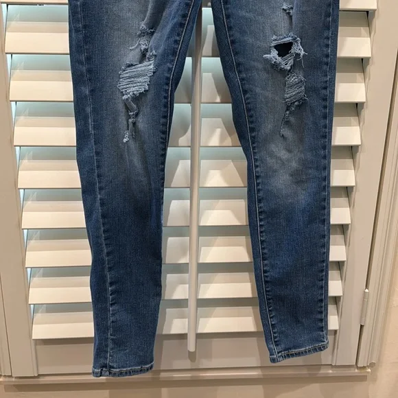 Levi’s 711 Skinny High Rise 31 x 30 - Picture 3 of 7